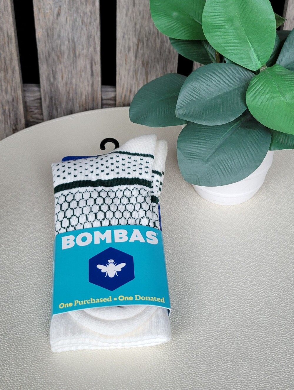 Bombas Half Calf White Crew Socks with Green Geometric Pattern Size Med
